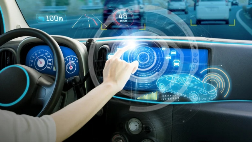 Top 6 tính năng công nghệ ô tô không cần thiết
