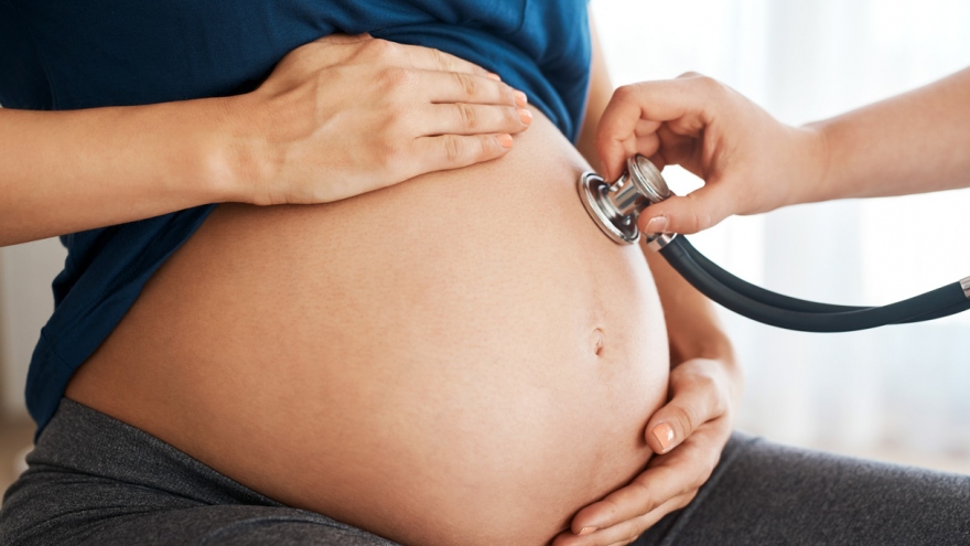 Dấu hiệu nhận biết sớm tình trạng mang thai ngoài tử cung