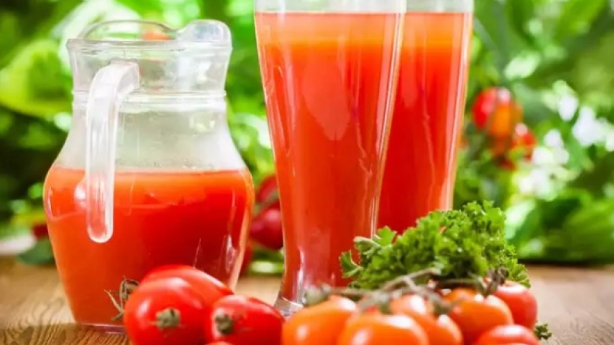 5 lý do tại sao nên uống nước ép cà chua khi bụng đói