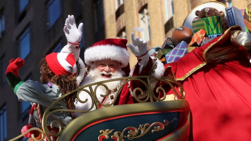 Ông già Noel bắt đầu hành trình phát quà cho trẻ em trên thế giới