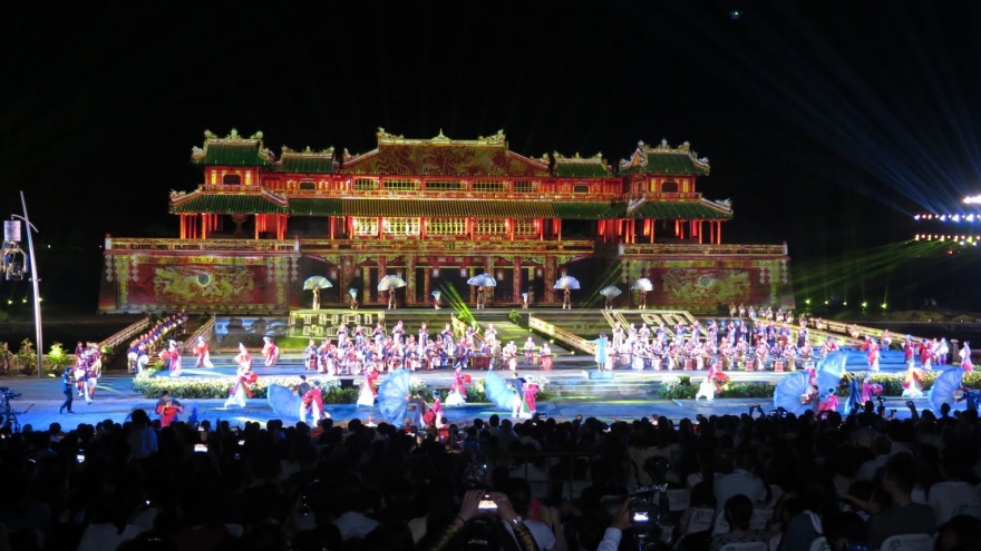 Thừa Thiên Huế: Nhiều hoạt động sôi nổi, vui tươi chào năm mới 2024