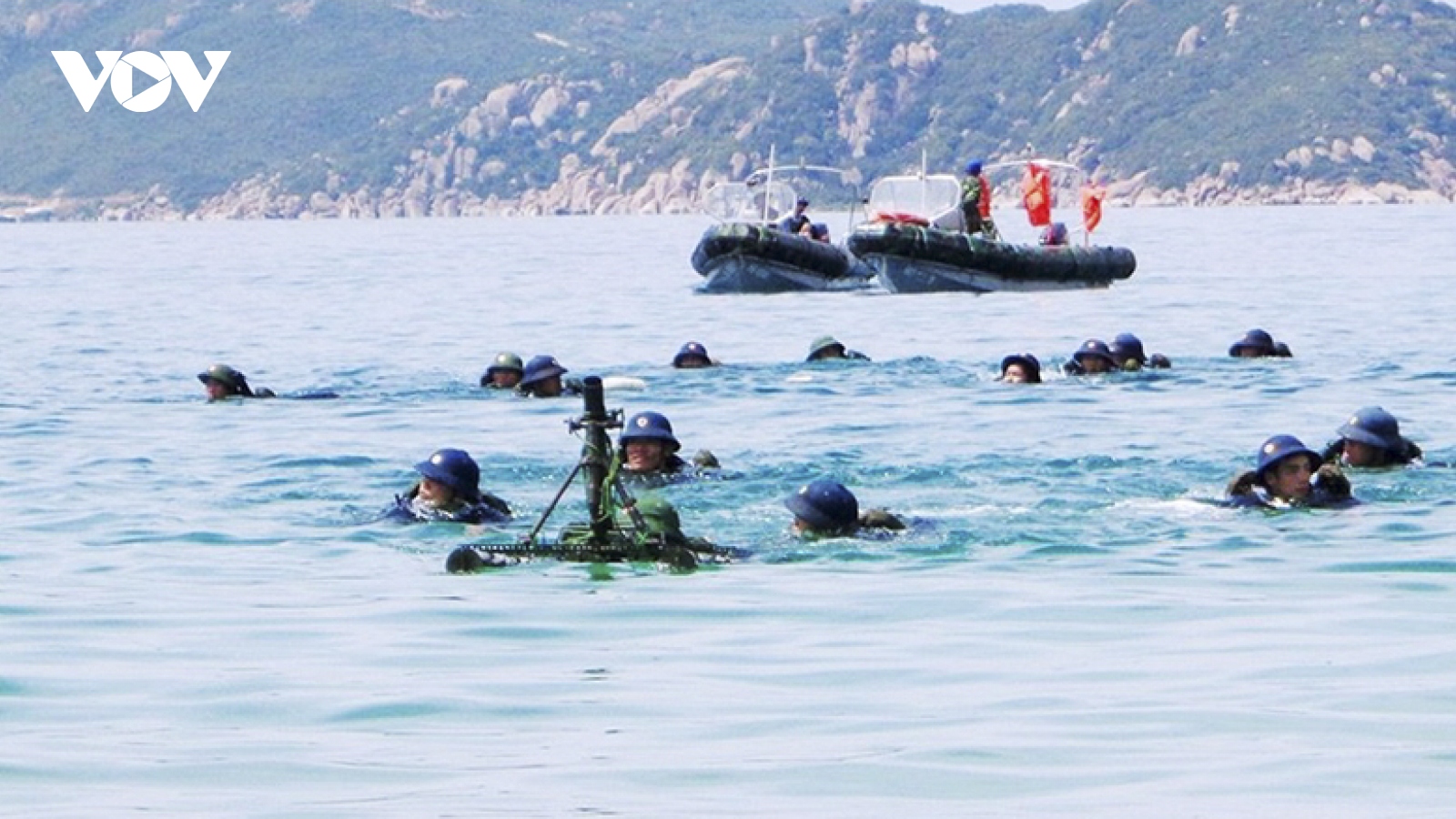 Vùng 4 Hải quân đảm bảo huấn luyện giỏi, bảo vệ vững chắc biển đảo Trường Sa