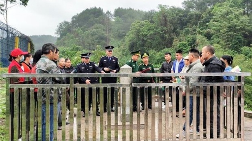 Vietnam, China raise public awareness of laws in border areas
