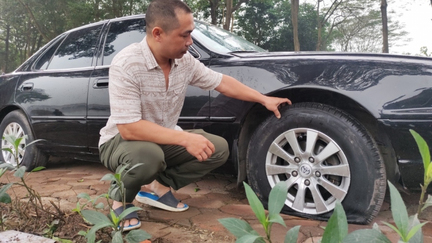 Rạch lốp ô tô ở Hà Nội: Khi xã hội đen kiểm soát dịch vụ thiết yếu