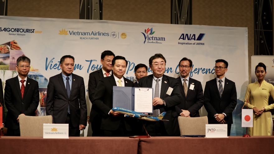 Vietnam Airlines cùng Saigontourist quảng bá điểm đến Việt Nam tại Nhật Bản