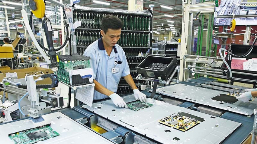 Vietnam seeks to attract large projects from global semiconductor manufacturers