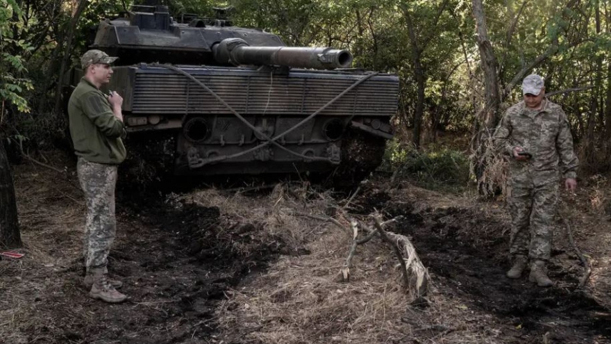 Tình thế của Ukraine sau tuyên bố xe bọc thép lần đầu tiên vượt phòng tuyến Nga