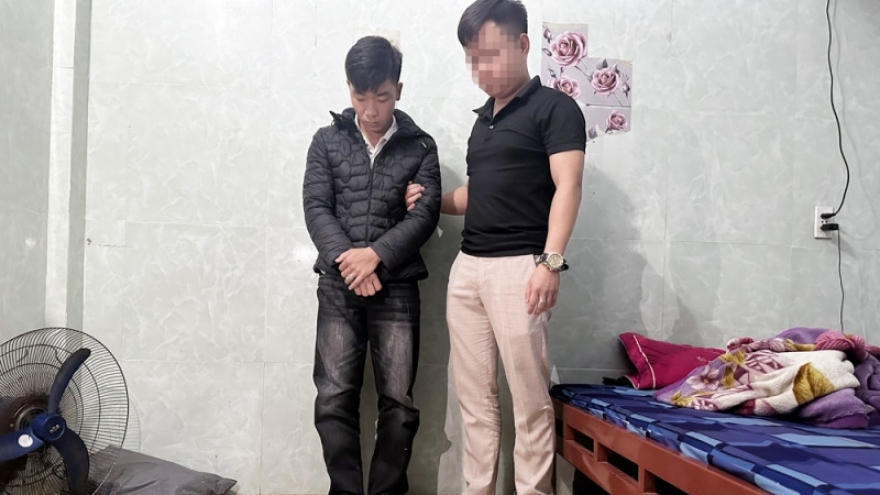 Bắt kẻ trộm tài sản tại cửa hàng vàng bạc ở Quảng Bình