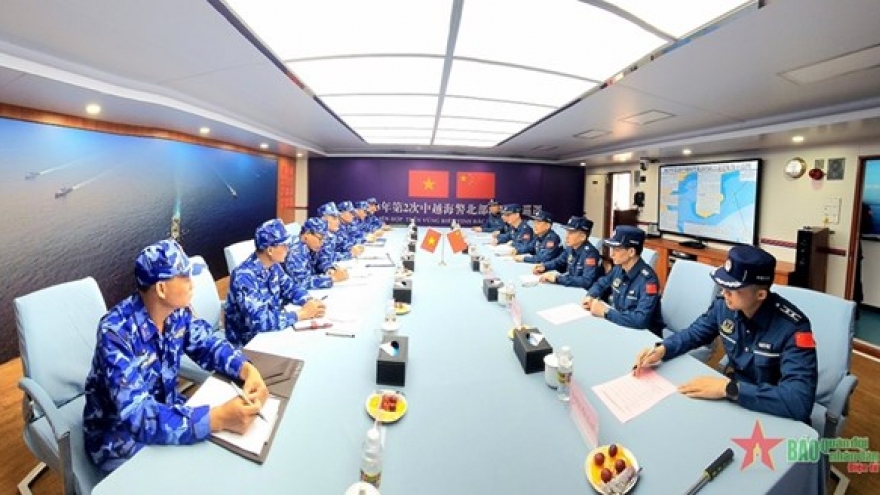 Vietnam, China coast guards conduct joint patrol