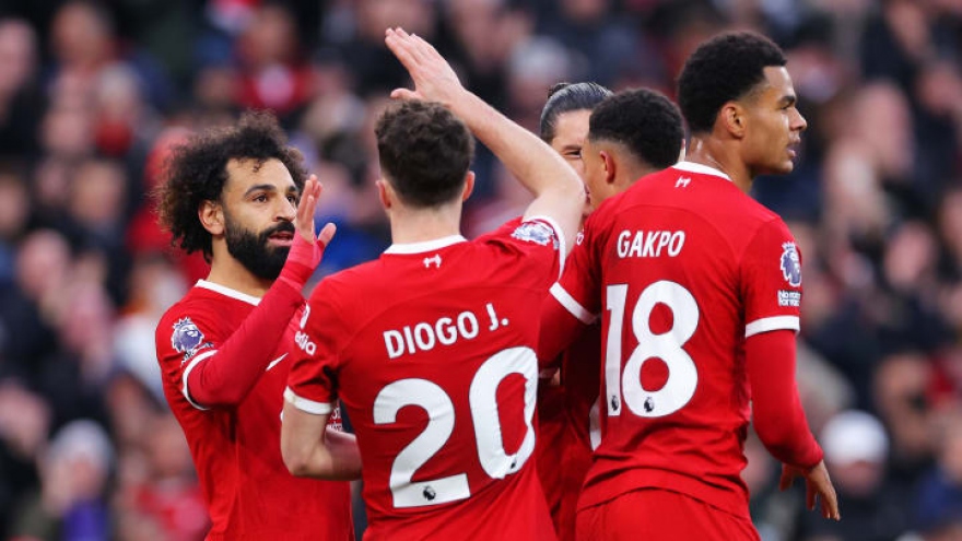 Bảng xếp hạng Ngoại hạng Anh mới nhất: Liverpool áp sát ngôi đầu, MU tăng 2 bậc