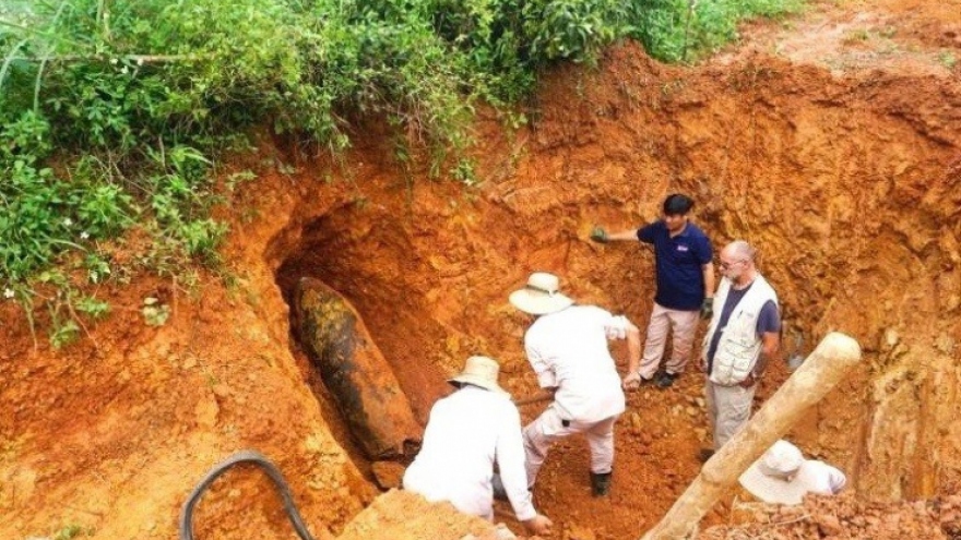 Three wartime bombs discovered in Quang Tri province in one week