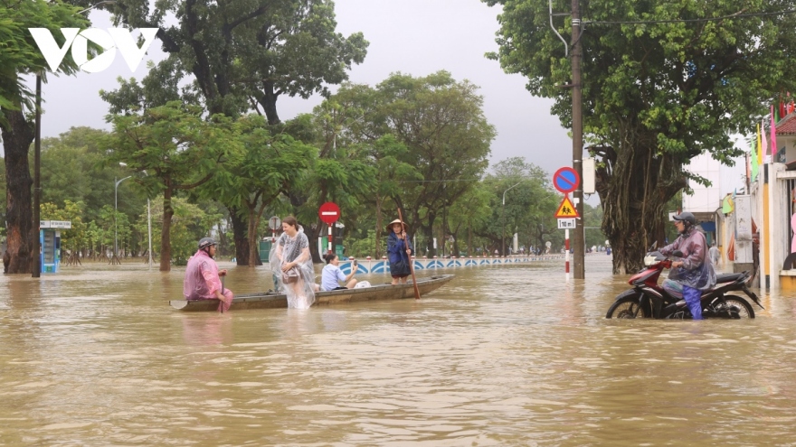 Thời tiết ngày 4/12: Mưa lớn từ Thừa Thiên Huế đến Khánh Hòa