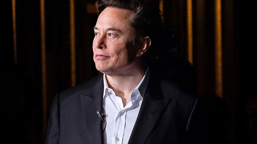 SpaceX và Tesla đau đầu vì Elon Musk bị cáo buộc sử dụng ma túy