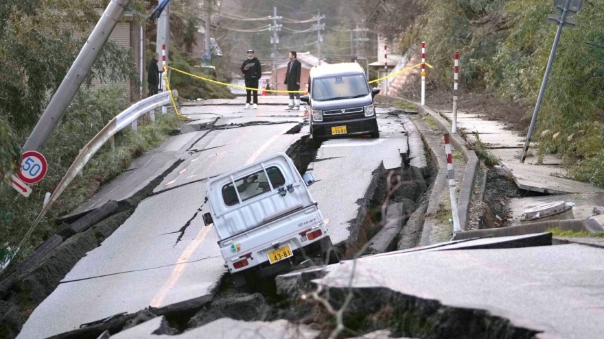 Đẩy mạnh cứu hộ, cứu nạn sau động đất tại Nhật Bản