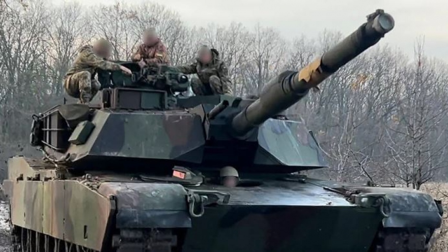 Giải pháp của Ukraine khi một trong những xe tăng tốt nhất bị UAV đánh đòn hiểm