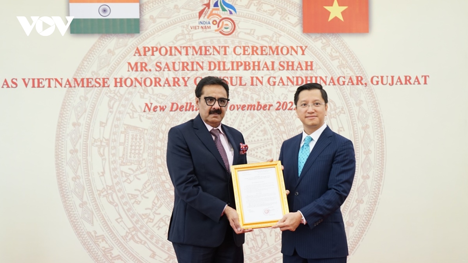 Trao quyết định bổ nhiệm Lãnh sự danh dự Việt Nam tại bang Gujarat, Ấn Độ
