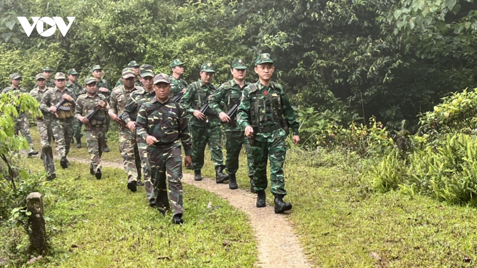 Tình nghĩa Việt-Lào: Những bước chân không mỏi vì sự bình yên nơi biên giới