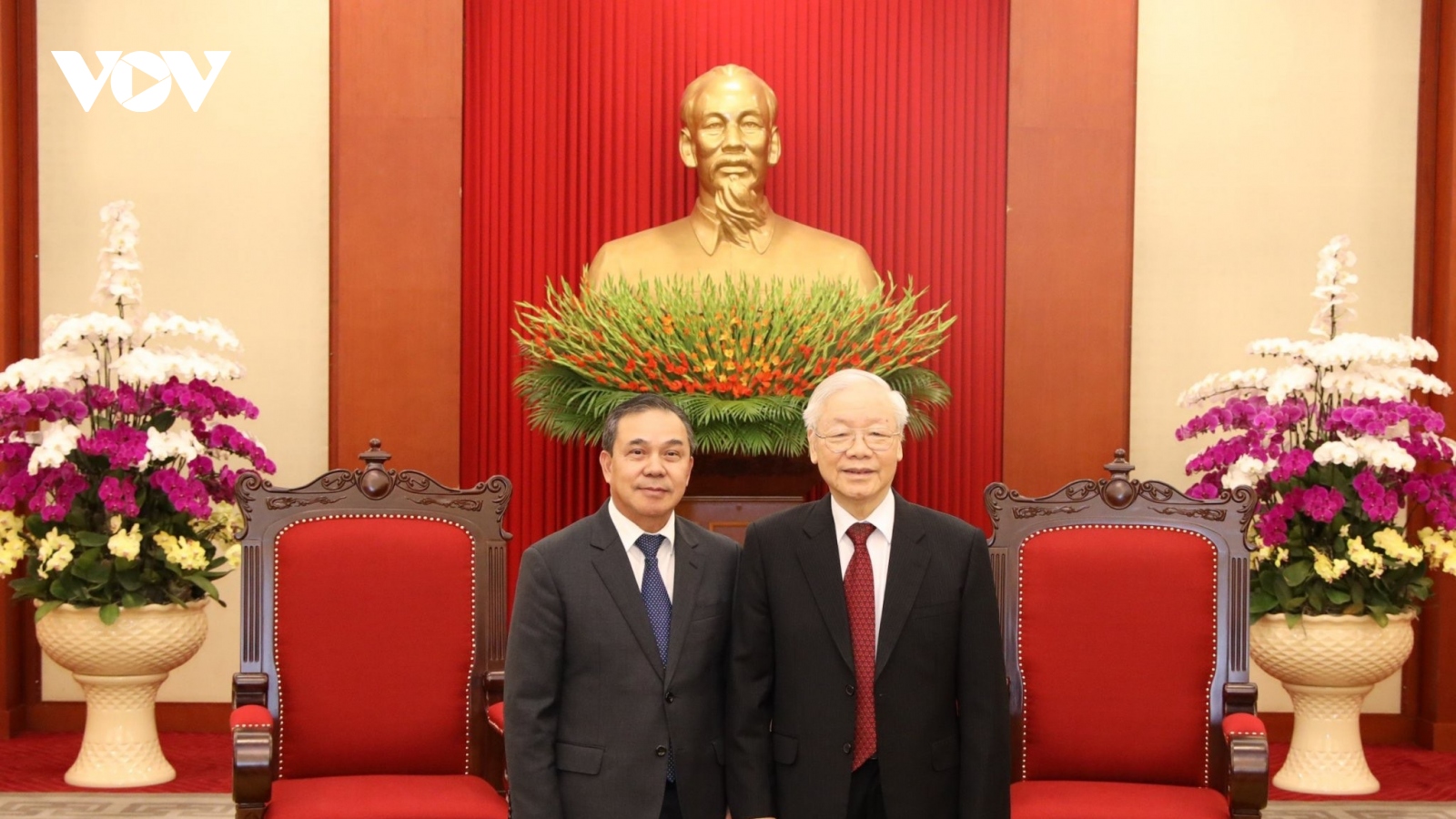 Tổng Bí thư Nguyễn Phú Trọng tiếp Đại sứ Lào tại Việt Nam