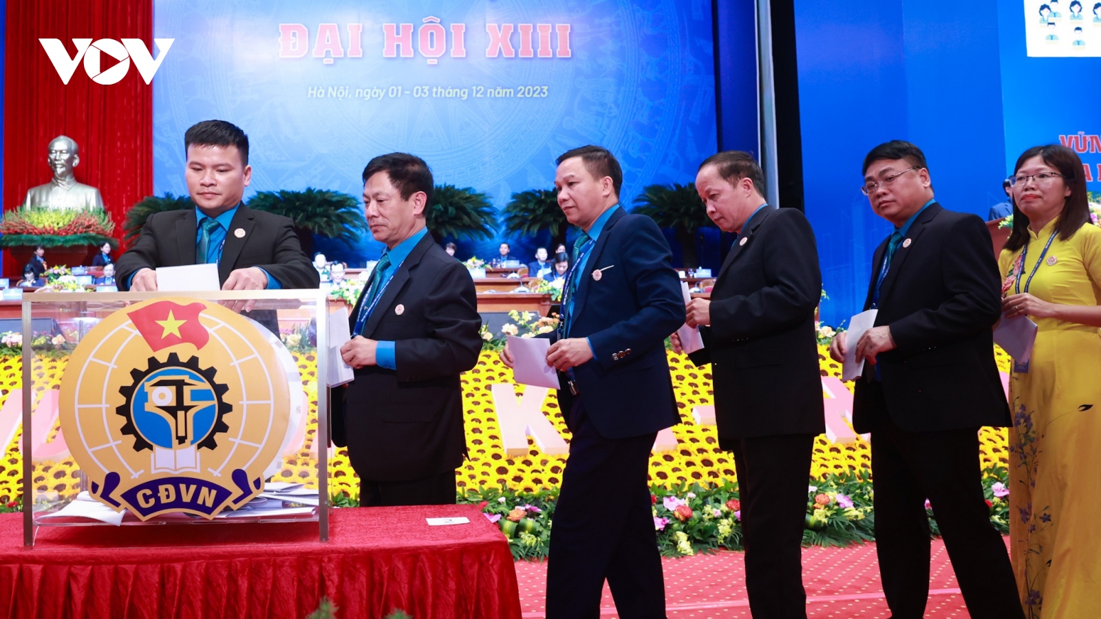 168 đồng chí trúng cử Ban Chấp hành Tổng Liên đoàn Lao động Việt Nam khóa XIII
