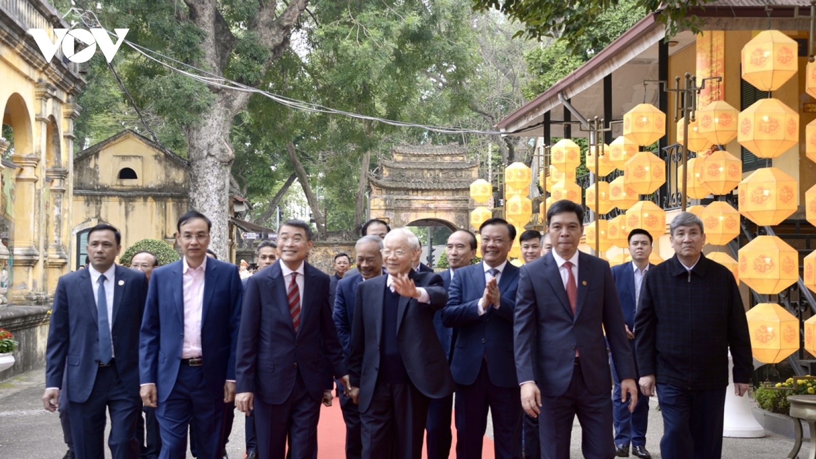 Hình ảnh Tổng Bí thư Nguyễn Phú Trọng dâng hương tại Hoàng thành Thăng Long