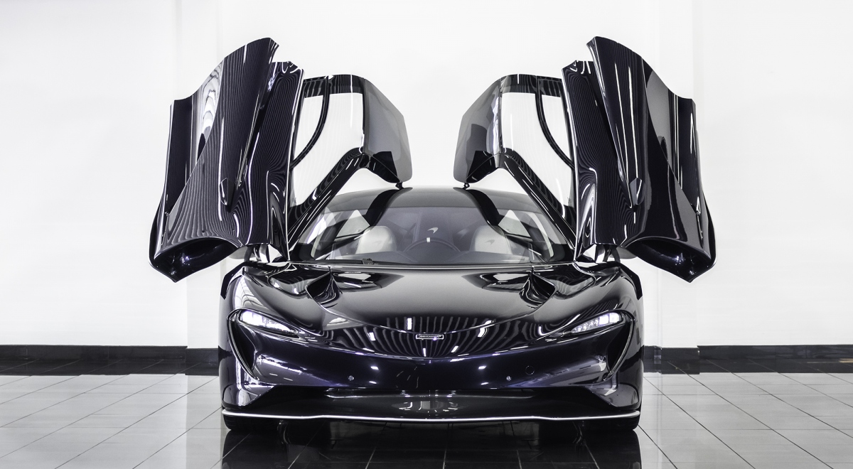 Siêu xe McLaren Speedtail mới đi 1km được rao bán gần 3,5 triệu USD | VOV.VN