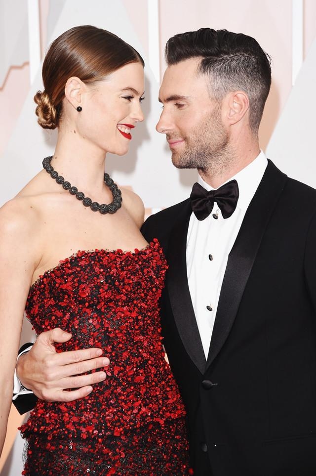 adam levine gets pregnant after having an extra sperm during pregnancy image 2