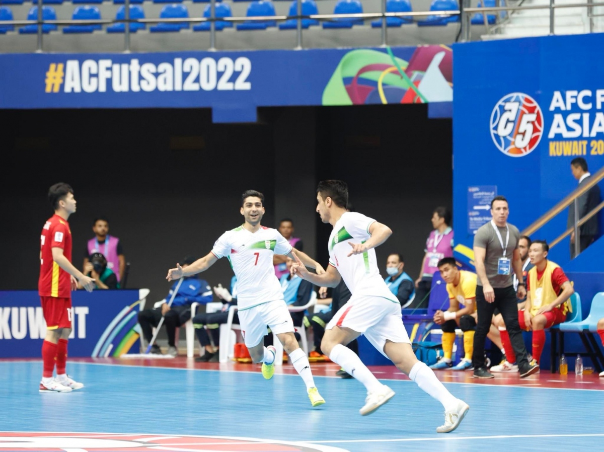 thua đậm iran, Đt futsal việt nam dừng bước tại tứ kết giải futsal châu Á 2022 hình ảnh 7 thua dam iran, Dt futsal viet nam dung buoc tai tu ket giai futsal chau A 2022 hinh anh 7