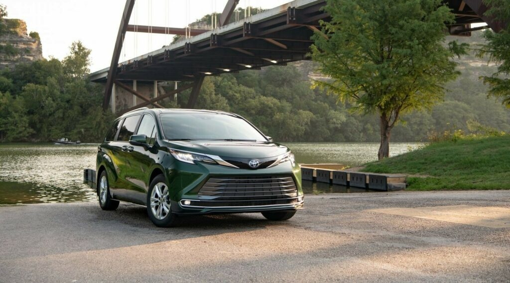 Chiêm ngưỡng Toyota Sienna đời 2024 sẽ ra mắt tại thị trường Mỹ vào tháng 10 tới