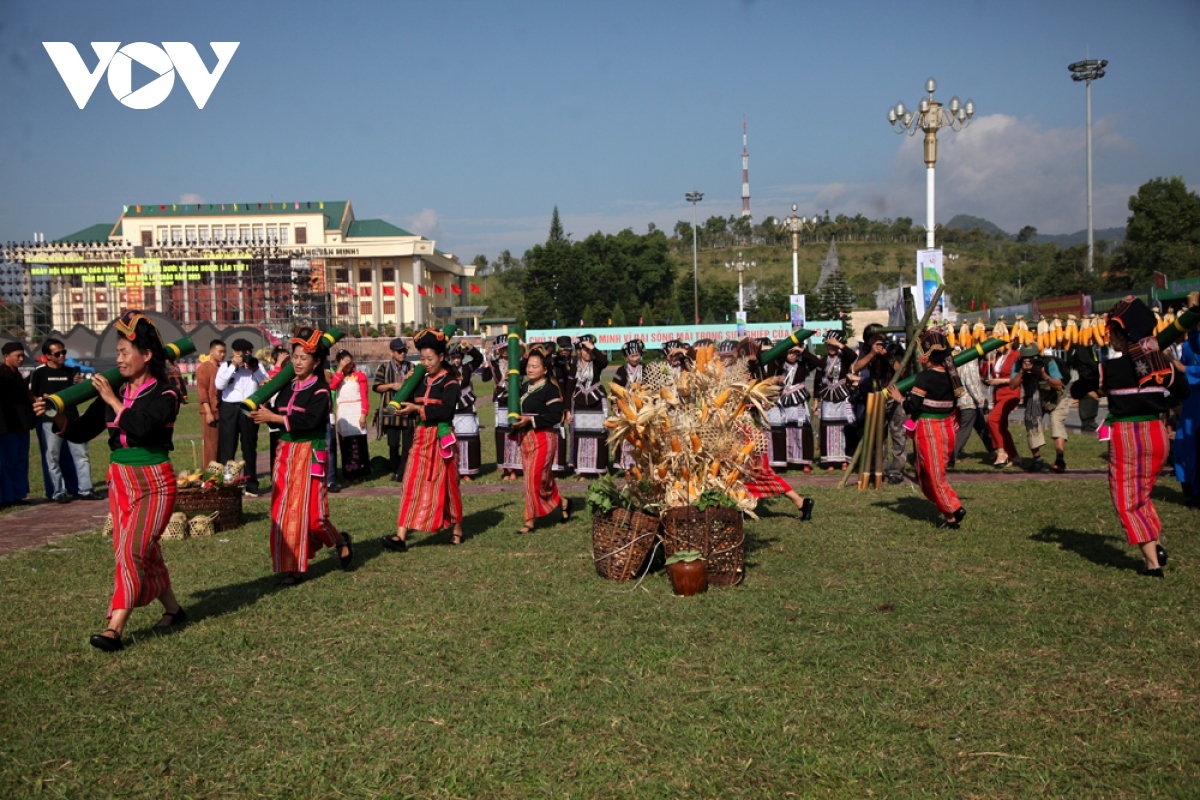 preserving distinctive culture of cống ethnic people in northern vietnam picture 1 preserving distinctive culture of cong ethnic people in northern vietnam picture 1