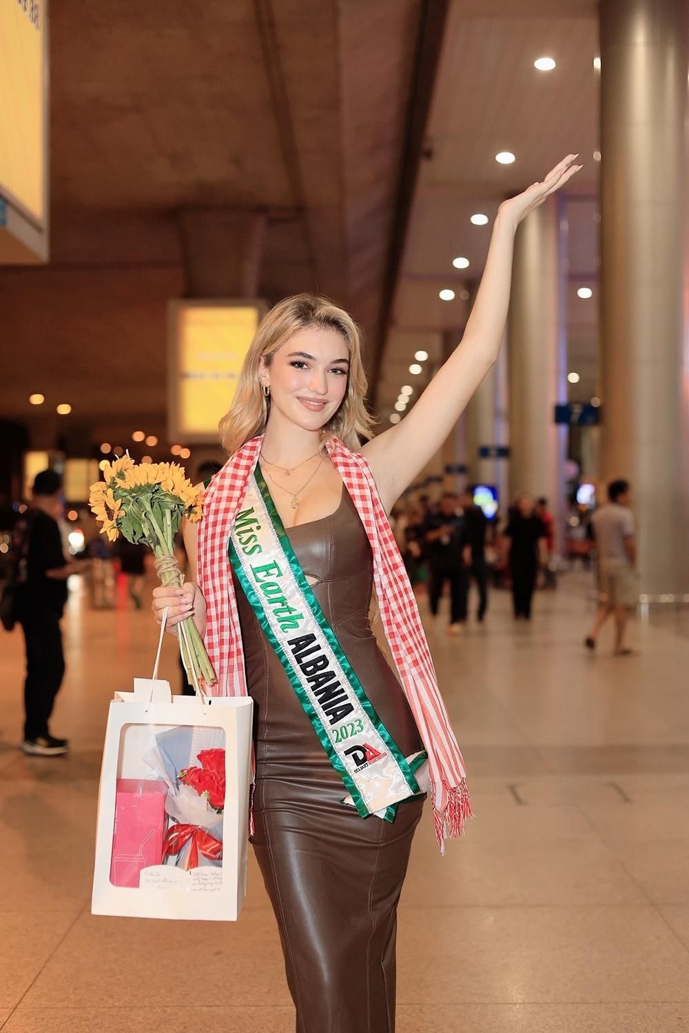 foreign beauty queens gather in vietnam for miss earth 2023 picture 9