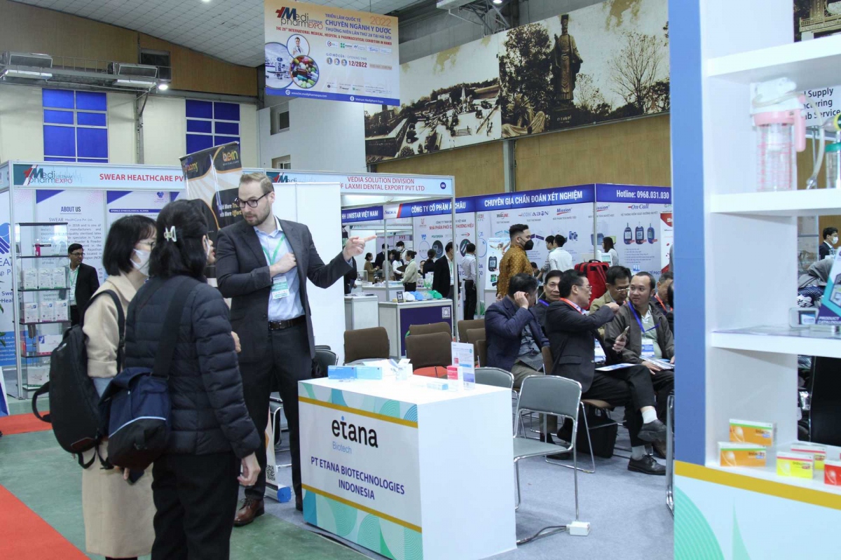 Vietnam Medipharm Expo Opens In Hanoi