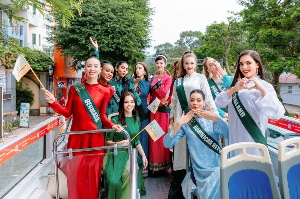 miss earth 2023 finalists graceful in vietnamese ao dai picture 10