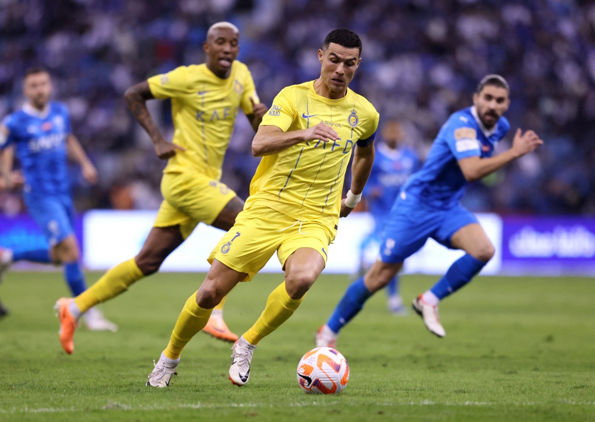 Ronaldo bị từ chối bàn thắng, Al Nassr thua thảm Al Hilal