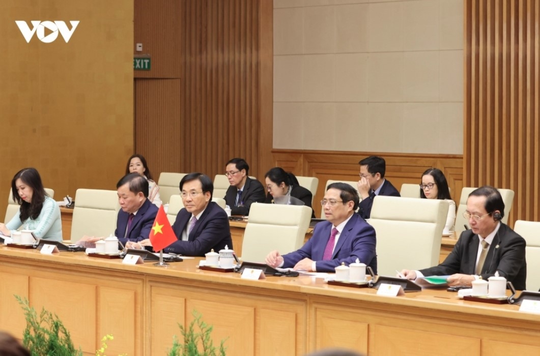 pm chinh hosts welcome ceremony for belarusian counterpart picture 7