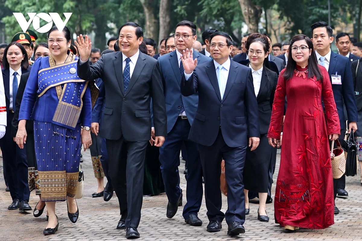lao pm sonexay siphandone warmly welcomed in hanoi on official visit picture 3