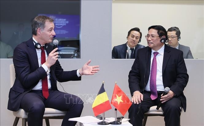 thủ tướng gặp chủ tịch wef, tổng thống ukraine và các thủ tướng hàn quốc và bỉ hình ảnh 7 thu tuong gap chu tich wef, tong thong ukraine va cac thu tuong han quoc va bi hinh anh 7