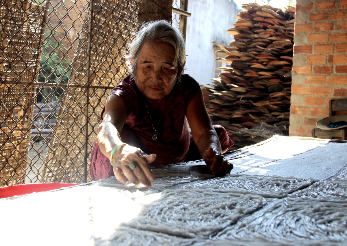 vermicelli village in binh dinh busy ahead of lunar new year picture 10