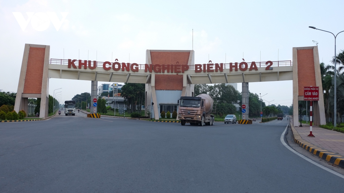 vì sao hàng loạt cán bộ ở Đồng nai vướng sai phạm đất đai, xây dựng hình ảnh 2 vi sao hang loat can bo o Dong nai vuong sai pham dat dai, xay dung hinh anh 2