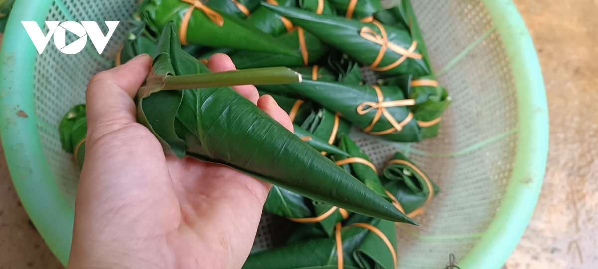 Doc dao mon banh cooc mo trong le thoi noi cua nguoi tay, nung hinh anh 2 Doc dao mon banh cooc mo trong le thoi noi cua nguoi tay, nung hinh anh 2