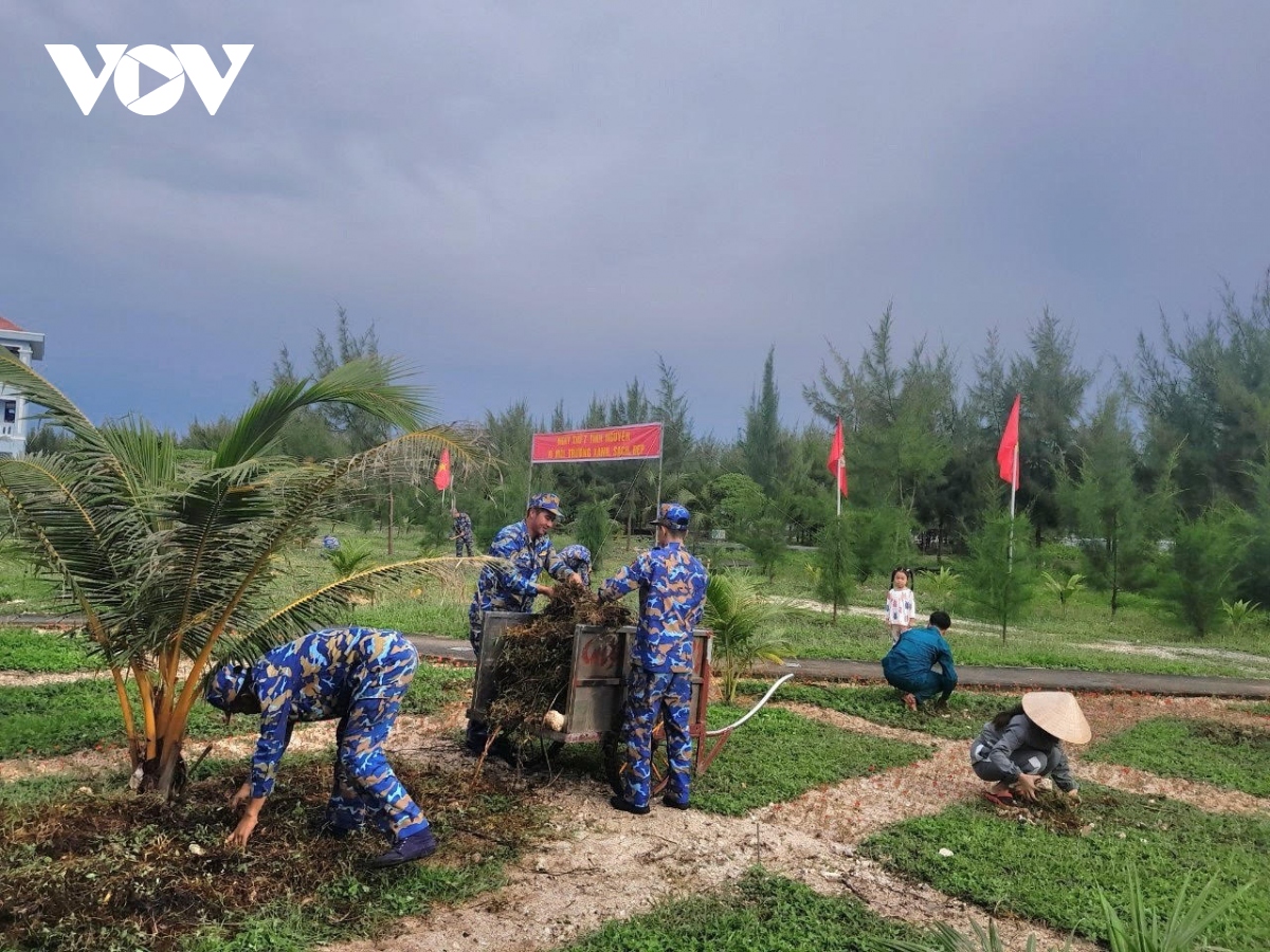 Doan truong sa soi noi ngay thu bay tinh nguyen hinh anh 3