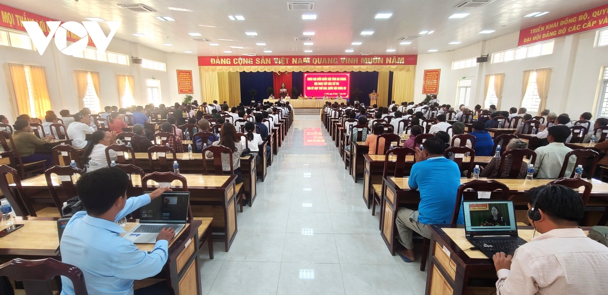 pho chu tich nuoc vo thi Anh xuan tiep xuc cu tri tinh an giang hinh anh 8