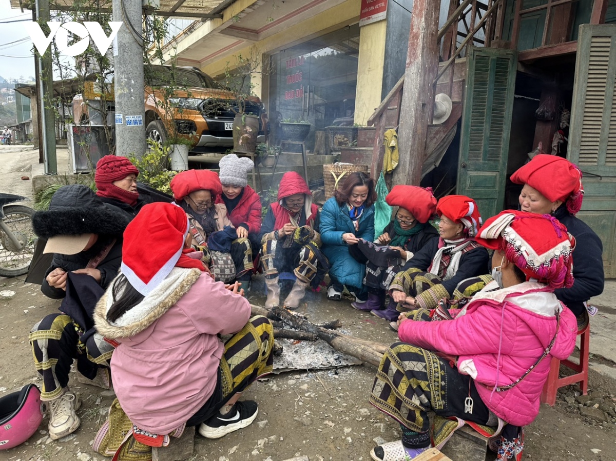 du lich cong dong lao cai gan voi trai nghiem van hoa ban dia hinh anh 1 du lich cong dong lao cai gan voi trai nghiem van hoa ban dia hinh anh 1