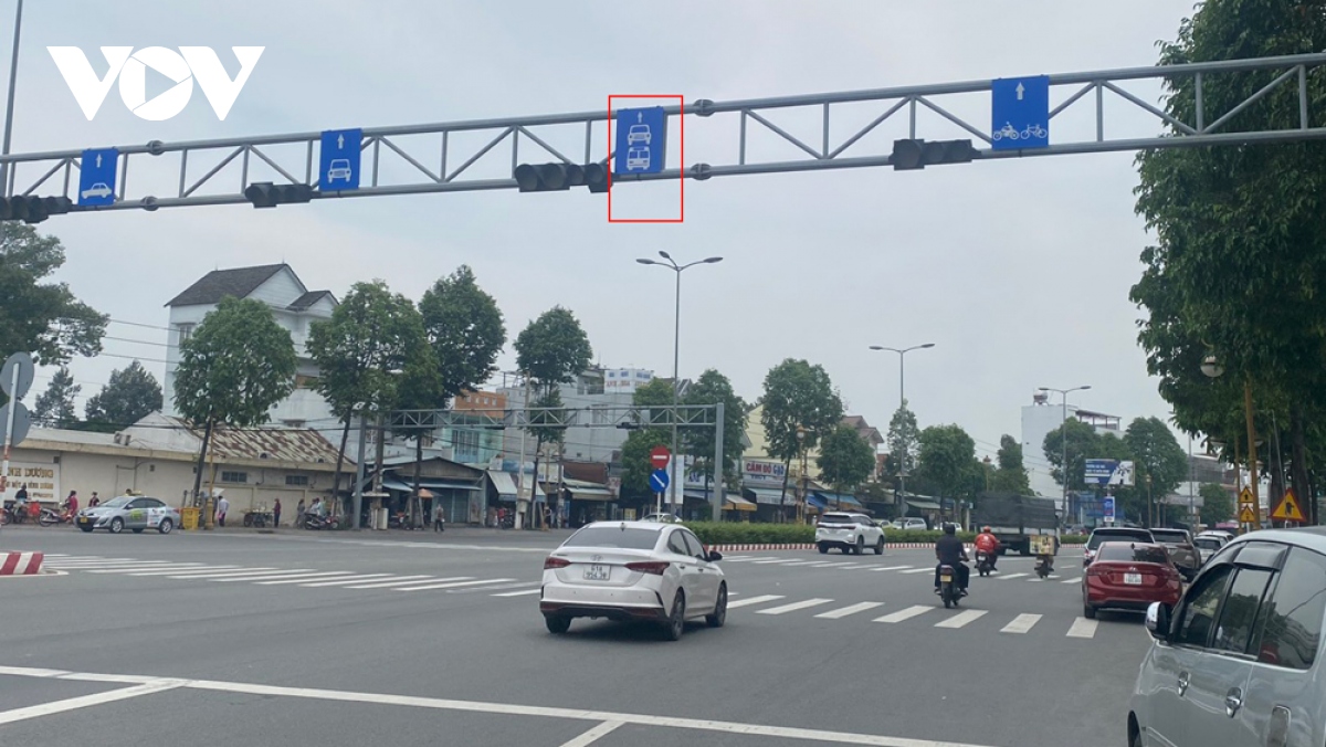 bình dương xóa biển báo độc quyền xe buýt thành làn hỗn hợp sau phản ánh của dân hình ảnh 3 binh duong xoa bien bao doc quyen xe buyt thanh lan hon hop sau phan anh cua dan hinh anh 3