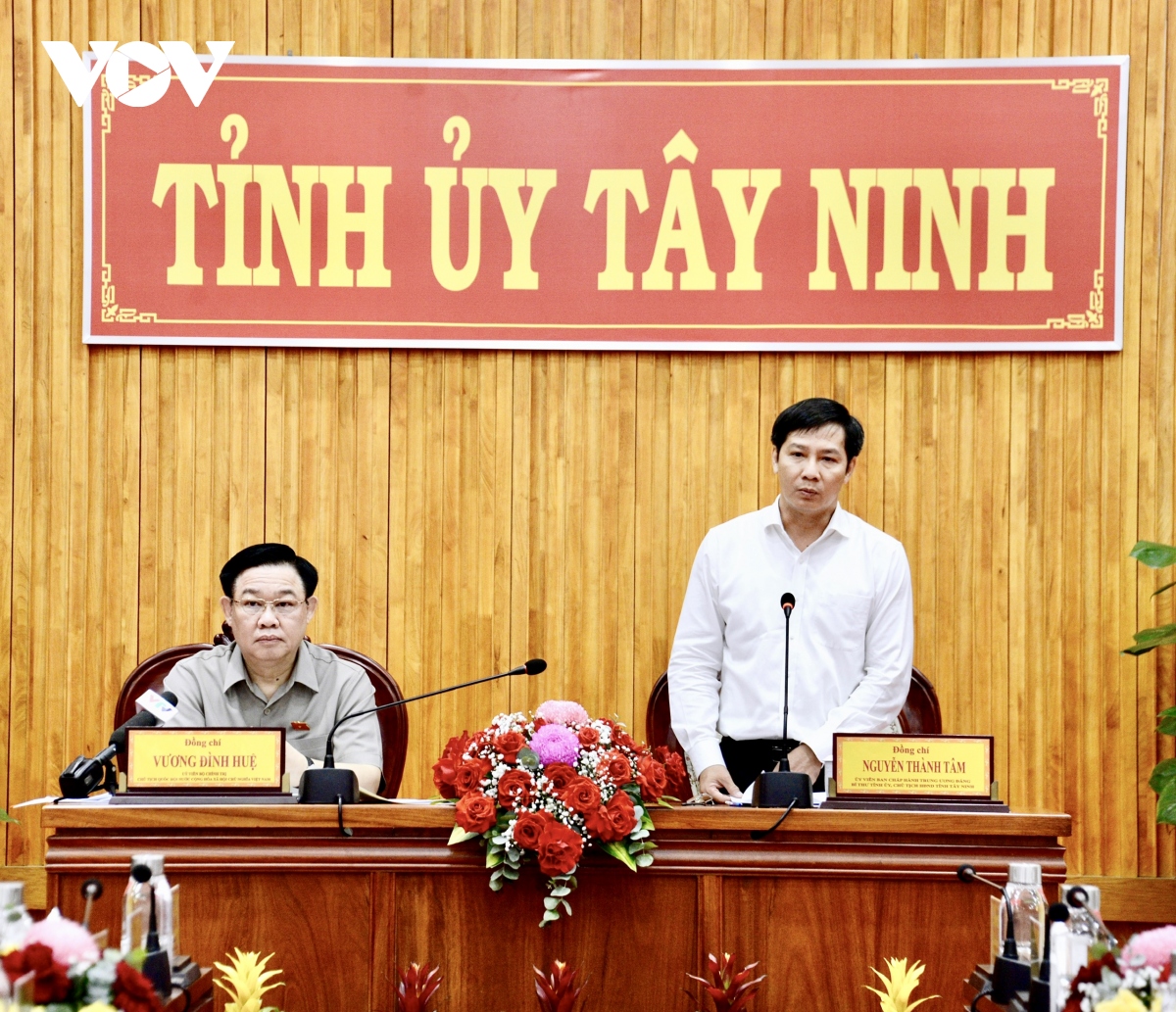 chu tich quoc hoi lam viec tai tay ninh, thap huong tuong nho liet si Doi 82 hinh anh 2 chu tich quoc hoi lam viec tai tay ninh, thap huong tuong nho liet si Doi 82 hinh anh 2