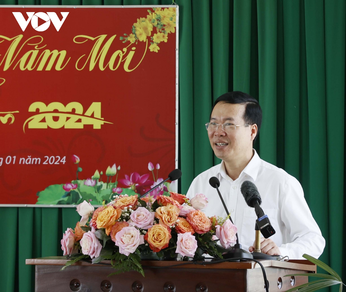 chu tich nuoc vo van thuong chuc tet tai Dong thap hinh anh 9