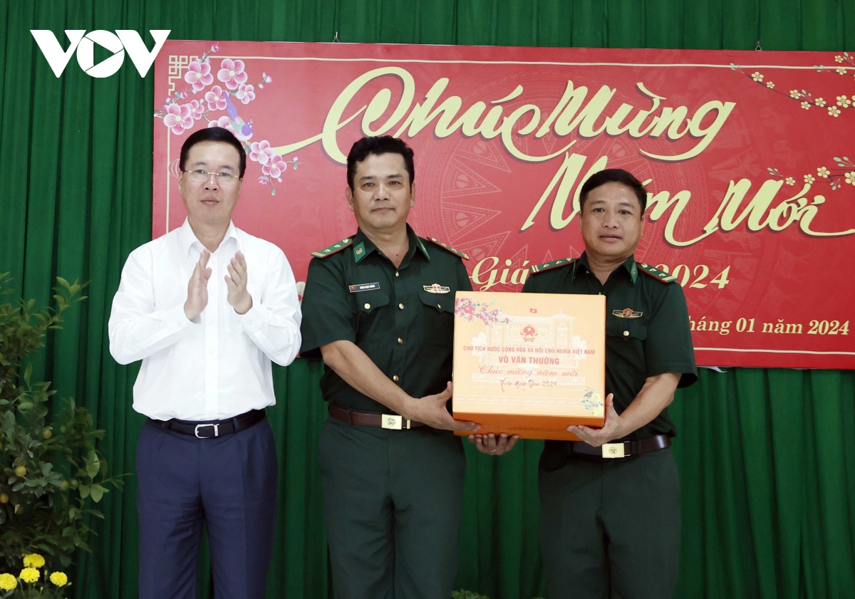 chu tich nuoc quan tam den nguoi dan de xa dao tho chau som khong con ho ngheo hinh anh 4 chu tich nuoc quan tam den nguoi dan de xa dao tho chau som khong con ho ngheo hinh anh 4