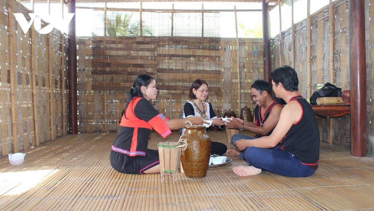 nhung dang vien raglai tien phong lam giau, phat trien du lich cong dong hinh anh 5