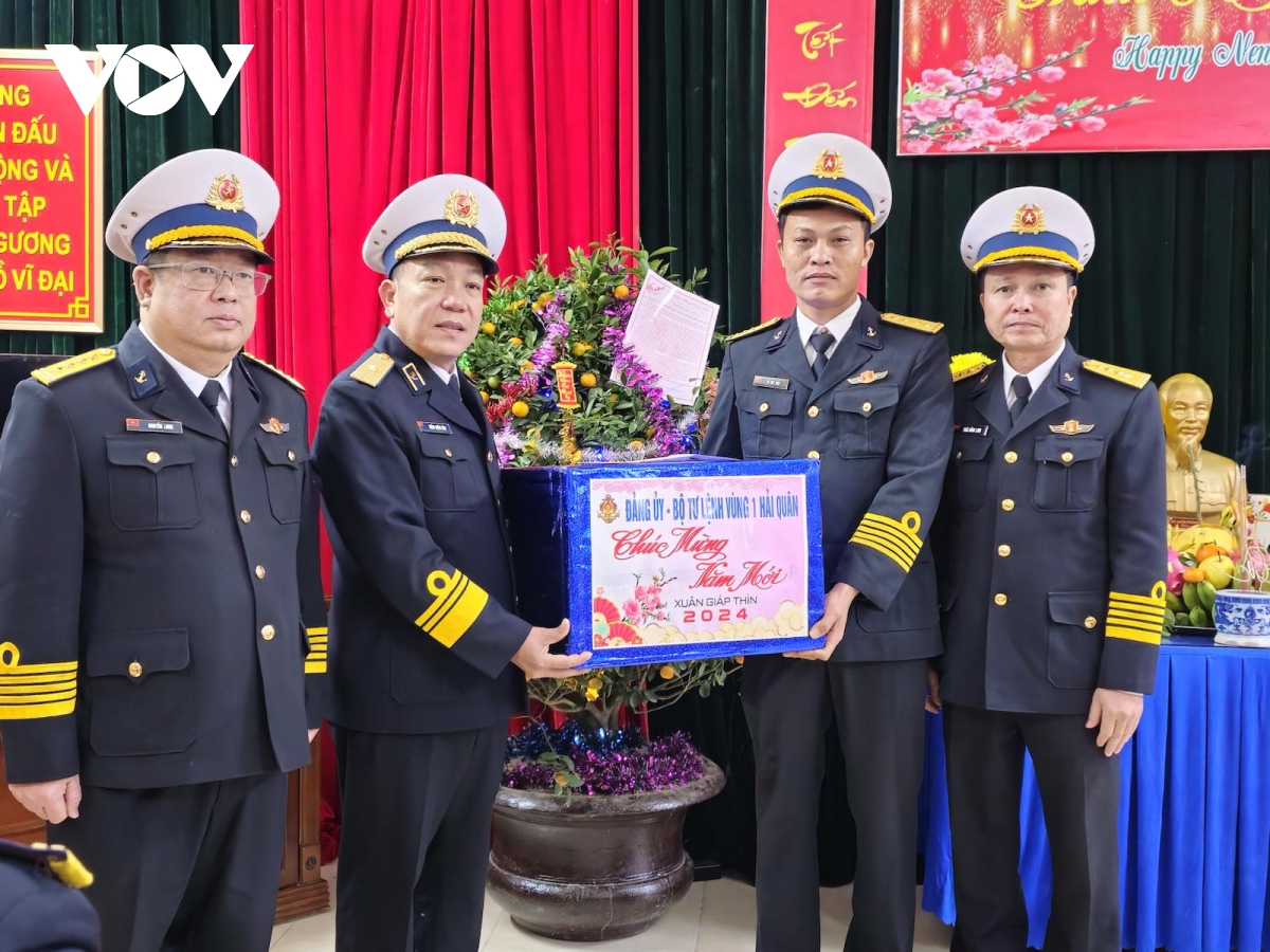 mua xuan den som tren dao bach long vi hinh anh 1 mua xuan den som tren dao bach long vi hinh anh 1