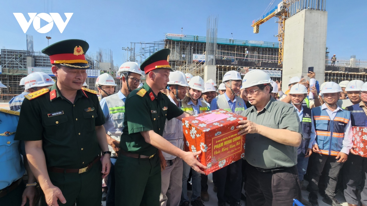 lần thứ 4 thủ tướng kiểm tra dự án nhà ga t3, cảng hàng không tân sơn nhất hình ảnh 3 lan thu 4 thu tuong kiem tra du an nha ga t3, cang hang khong tan son nhat hinh anh 3