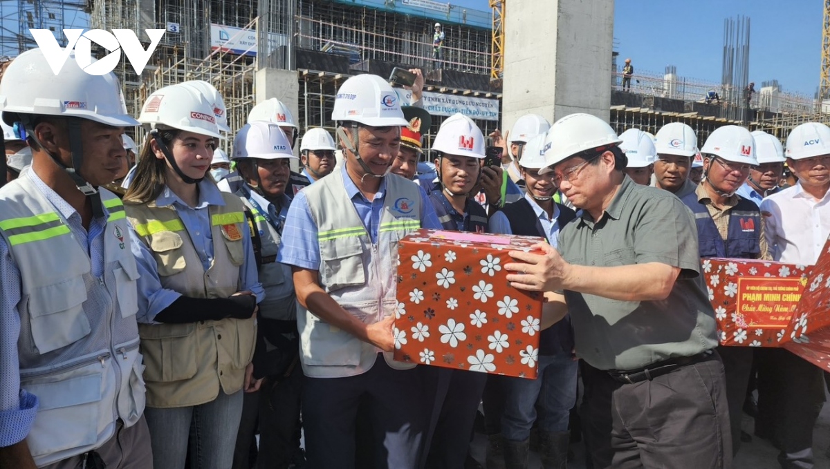 lần thứ 4 thủ tướng kiểm tra dự án nhà ga t3, cảng hàng không tân sơn nhất hình ảnh 2 lan thu 4 thu tuong kiem tra du an nha ga t3, cang hang khong tan son nhat hinh anh 2